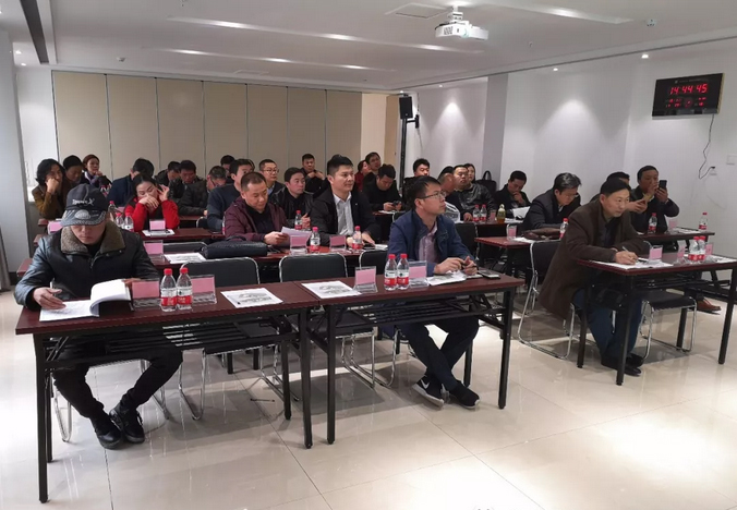 肩負(fù)責(zé)任，惠于南陽，為南陽企業(yè)開便利之門